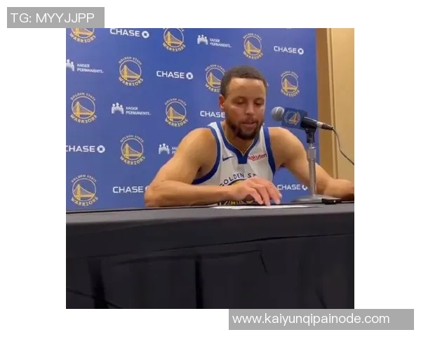 库里谈第三节精彩表现强调无球跑动助力勇士掌控比赛节奏