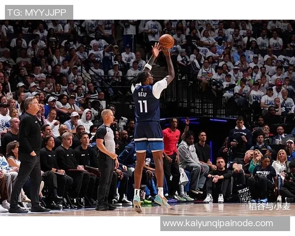 纳兹里德全能表现助球队获胜13投6中贡献19分7篮板6助攻正负值8