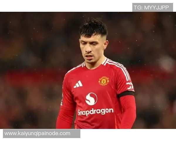 曼联后卫利桑德罗膝伤恢复接近尾声即将重返球队合练 曼联后卫利桑德罗膝伤恢复接近尾声即将重返球队合练