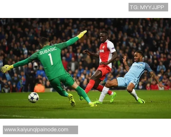 塞梅尼奥精彩表现助球队获胜费迪南德赛后调侃别放走他