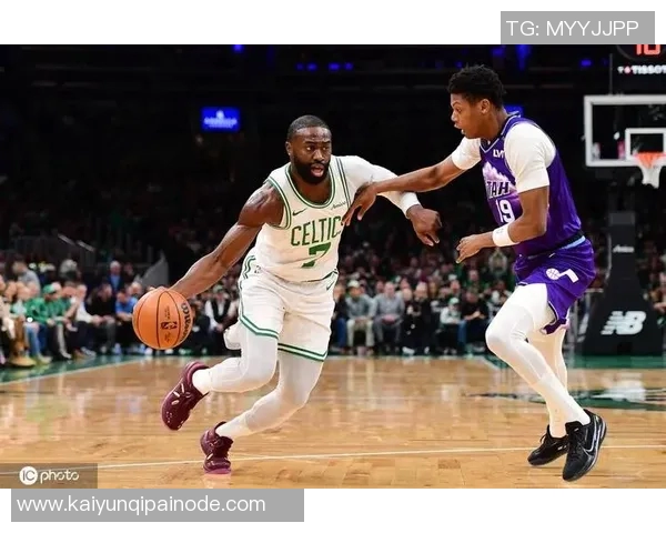 杰伦布朗谈球队阵容变动强调替代球员需要时间适应 杰伦布朗谈球队阵容变动强调替代球员需要时间适应