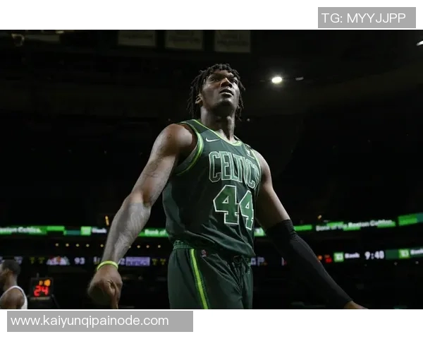 黄蜂主帅确认三球因左踝骨挫伤缺战掘金将每日观察其恢复情况 黄蜂主帅确认三球因左踝骨挫伤缺战掘金将每日观察其恢复情况